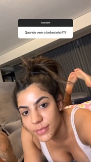 Hariany Almeida feet photo thumbnail