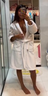 Hariany Almeida feet photo thumbnail