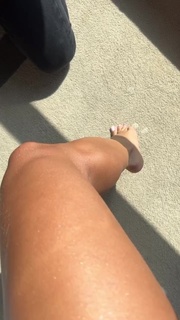 Hariany Almeida feet photo thumbnail