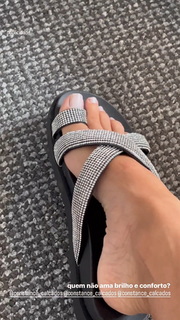 Hariany Almeida feet photo thumbnail