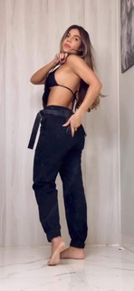 Hariany Almeida feet photo thumbnail