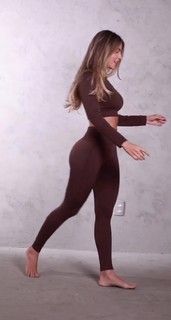 Hariany Almeida feet photo thumbnail