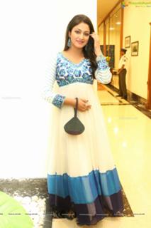 Haripriya feet photo 13