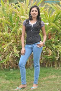 Haripriya feet photo 8