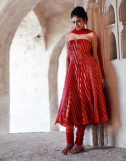 Haripriya feet photo 9