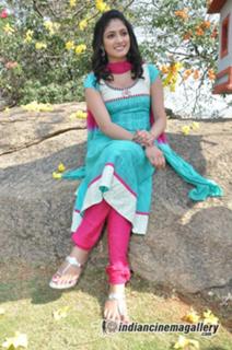 Haripriya feet photo 12