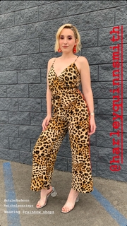 Harley Quinn Smith feet photo 19