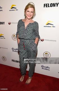 Harriet Dyer feet photo 15