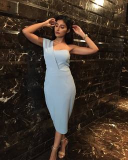 Harshita Gaur feet photo 11