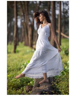 Harshita Gaur feet photo 16