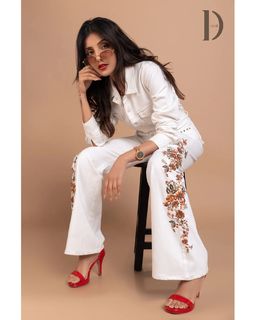 Harshita Gaur feet photo 15