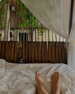 Harshita Gaur feet photo 13