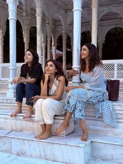 Harshita Gaur feet photo 5