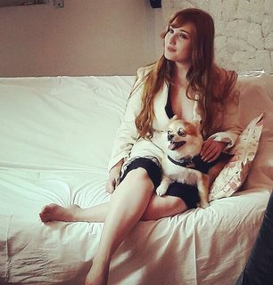 Haru Jiggly feet photo 1