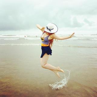 Haru Jiggly feet photo 3