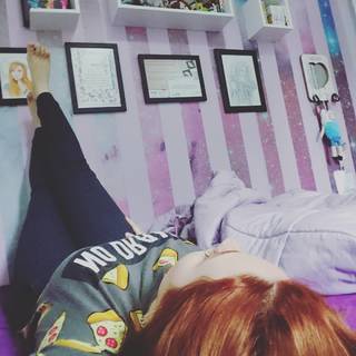 Haru Jiggly feet photo 9