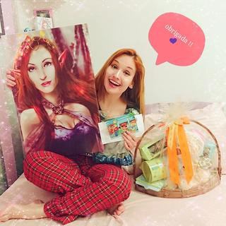 Haru Jiggly feet photo 7