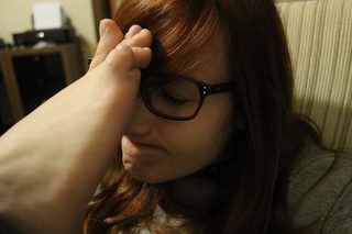 Haru Jiggly feet photo 17