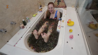 Haru Jiggly feet photo 15