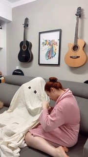 Haru Jiggly feet photo 20