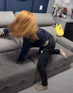 Haru Jiggly feet photo 17