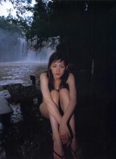 Haruka Ayase feet photo thumbnail