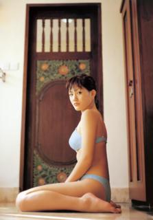 Haruka Ayase feet photo thumbnail