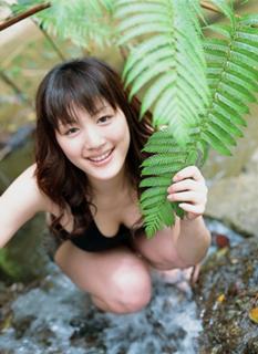 Haruka Ayase feet photo thumbnail