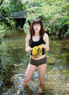 Haruka Ayase feet photo thumbnail