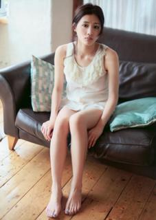 Haruka Ayase feet photo thumbnail