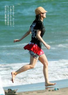 Haruka Ayase feet photo thumbnail