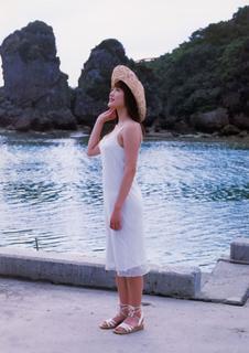 Haruka Ayase feet photo thumbnail