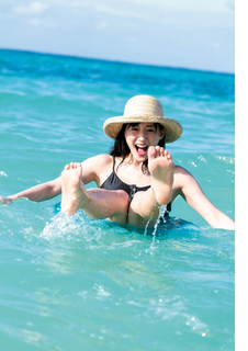 Haruka Ayase feet photo thumbnail