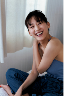 Haruka Ayase feet photo thumbnail