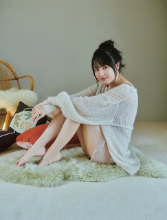 Haruka Kaki feet photo 11