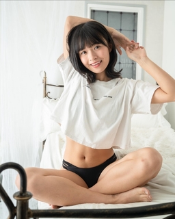 Haruka Momokawa feet photo 3
