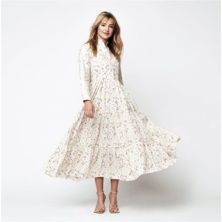 Hassie Harrison feet photo thumbnail