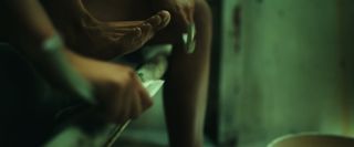 Hassie Harrison feet photo thumbnail