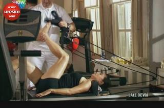 Hatice Aslan feet photo 3