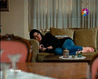 Hatice Sendil feet photo 13