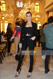 Hatice Sendil feet photo 13