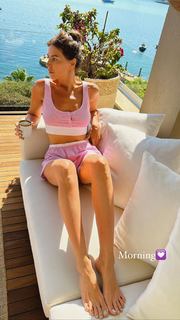 Hatice Sendil feet photo 8