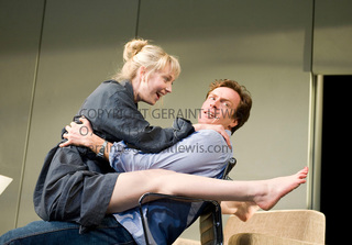 Hattie Morahan feet photo 9