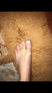 Hava feet photo 3