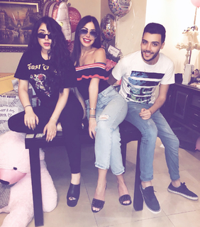 Haya Maraachli feet photo thumbnail