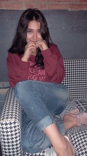 Haya Maraachli feet photo thumbnail