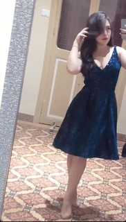 Haya Maraachli feet photo thumbnail