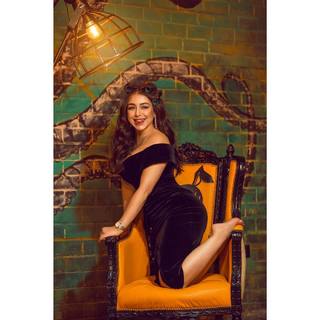 Haya Maraachli feet photo thumbnail