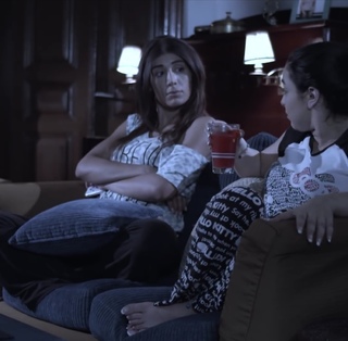 Haya Maraachli feet photo thumbnail