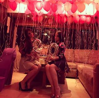 Haya Maraachli feet photo thumbnail